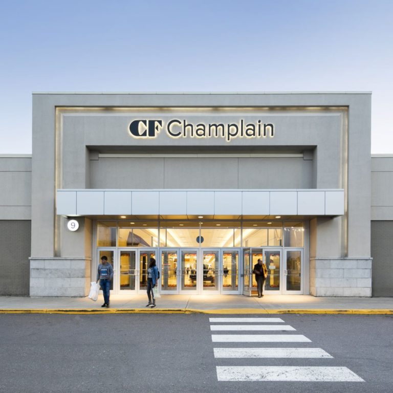 Students experience anti-Asian discrimination at Champlain Mall