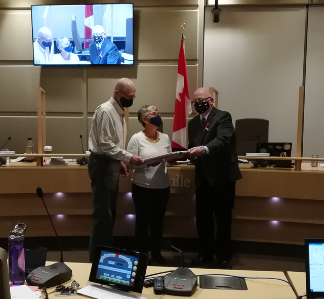 Wednesday on Tantramar Report: Rec subsidy passes; Vokeys named Citizens of the Year; Mitton calls for Drew investigation
