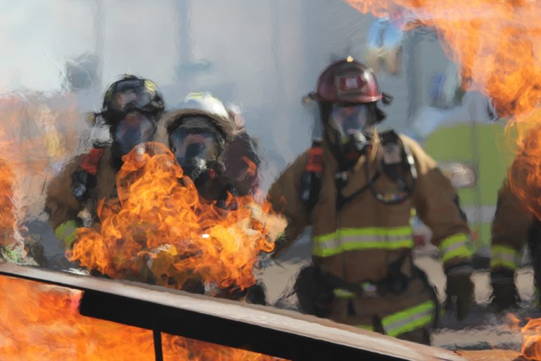 Chemicals linked to cancer found in protective gear: firefighters’ union