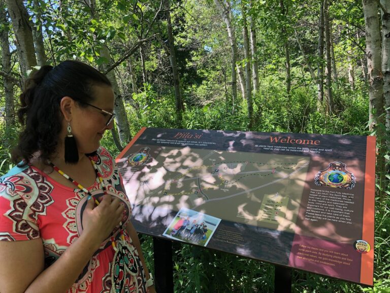 Amlamgog launches Mi’kmaq audio interpretation on Muin Medicine Trail