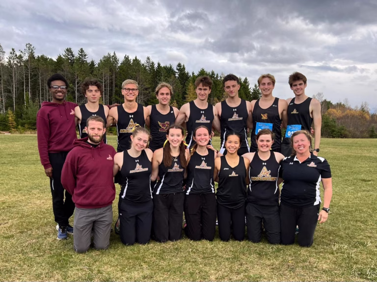 Mount Allison University Cross-Country club runs its way to nationals